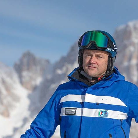 Alberto Albi Ghezze – Ski Instructor – Azzurra Ski School – Cortina d’Ampezzo Alberto Albi Ghezze - Ski Instructor - Azzurra Ski School - Cortina d'Ampezzo