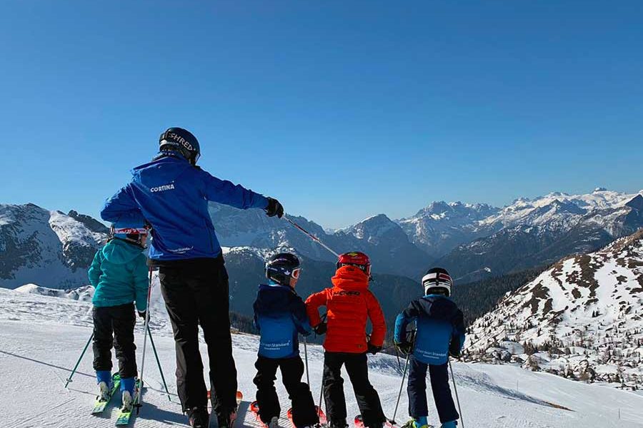 Scuola Sci Azzurra – Cortina d’Ampezzo – Belluno – Dolomiti Scuola Sci Azzurra - Cortina d'Ampezzo - Belluno - Dolomiti