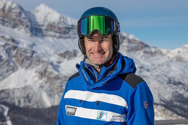 Davide Viel – Ski Instructor – Azzurra Ski School – Cortina d’Ampezzo Davide Viel - Ski Instructor - Azzurra Ski School - Cortina d'Ampezzo