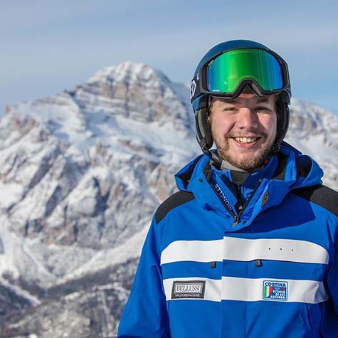 Diego Manaigo – Ski Instructor – Azzurra Ski School – Cortina d’Ampezzo Diego Manaigo - Ski Instructor - Azzurra Ski School - Cortina d'Ampezzo