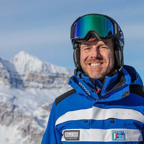 Luca Zoldan – Ski Instructor – Azzurra Ski School – Cortina d’Ampezzo Luca Zoldan - Ski Instructor - Azzurra Ski School - Cortina d'Ampezzo