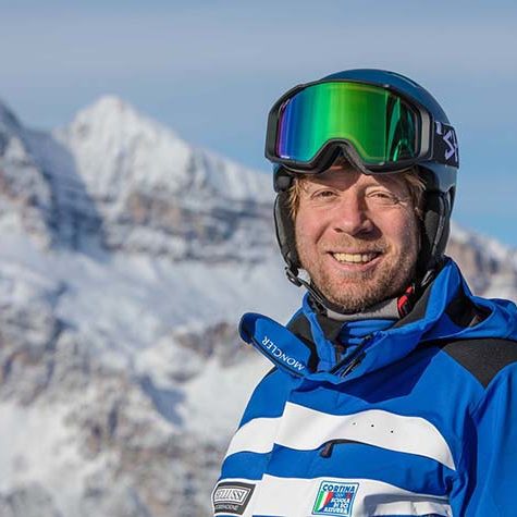 Simone Girardi – Ski Instructor – Azzurra Ski School – Cortina d’Ampezzo Simone Girardi - Ski Instructor - Azzurra Ski School - Cortina d'Ampezzo