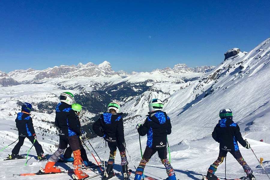 Scuola Sci Azzurra – Cortina d’Ampezzo – Belluno – Dolomiti Scuola Sci Azzurra - Cortina d'Ampezzo - Belluno - Dolomiti