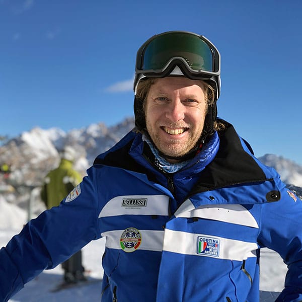 Iacopo Girardi – Ski Instructor – Azzurra Ski School – Cortina d’Ampezzo Iacopo Girardi - Ski Instructor - Azzurra Ski School - Cortina d'Ampezzo